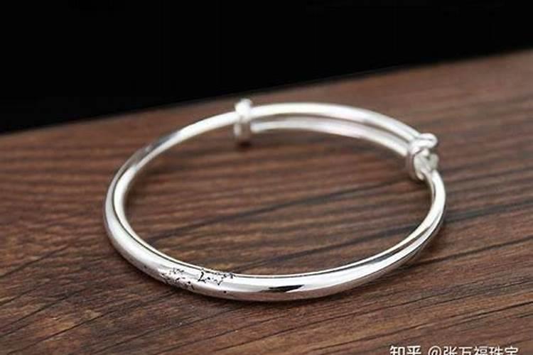 磷酸二氢钾适合多肉吗