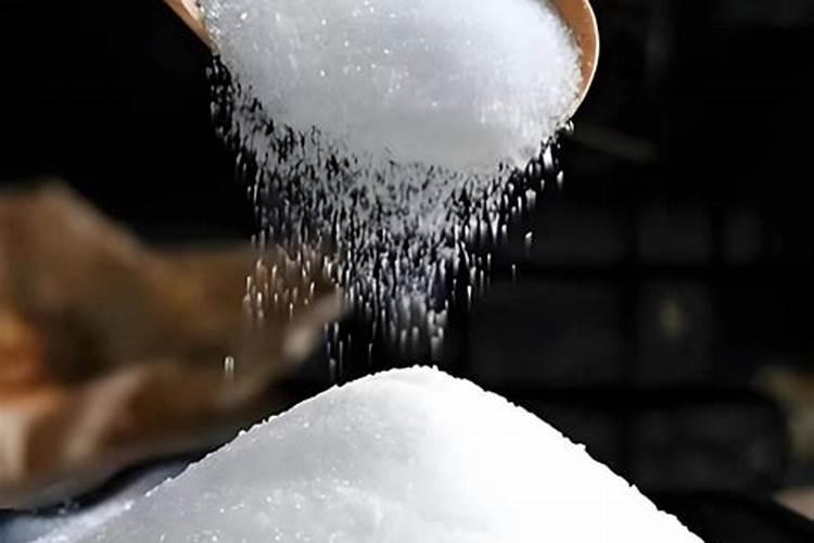 氯化胆碱能和大量元素水溶肥混用吗？