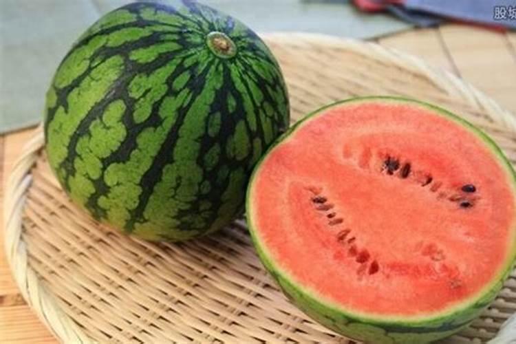 西瓜结果到成熟需要多少时间,西瓜结果了需要施什么肥