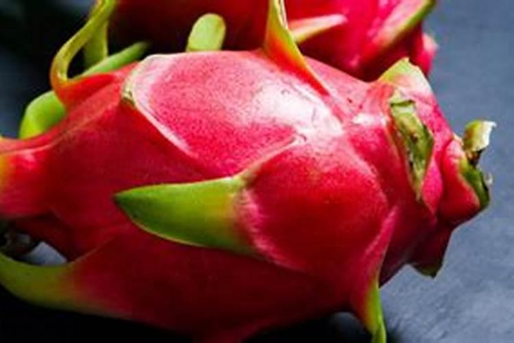 火龙果结果期间施什么肥