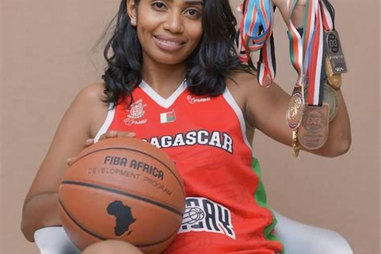 金钱树发新芽可以施肥吗