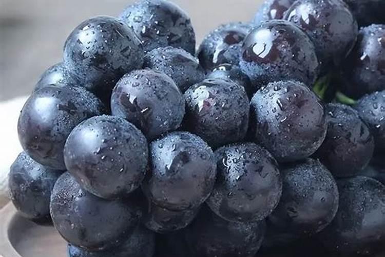 葡萄增甜叶面肥一亩地用多少,叶面肥使用注意事项,如何快速膨大？