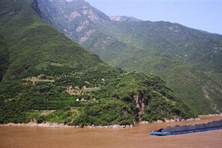 磷肥撒在地表面可以吸收吗