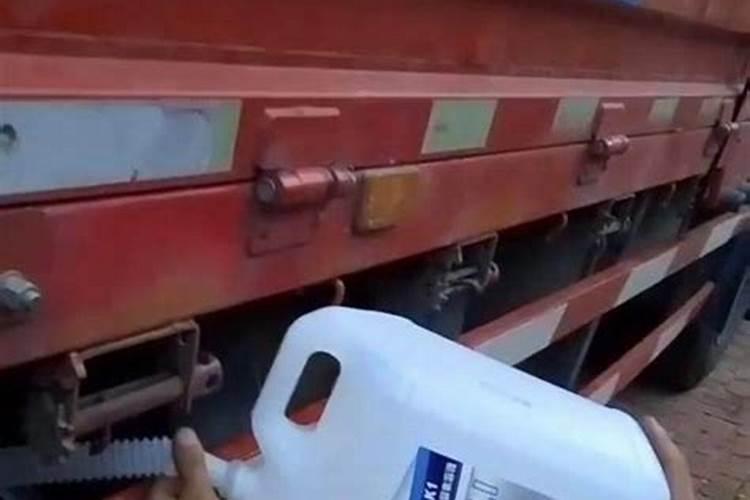 车用尿素能当肥料或浇花吗