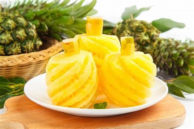 菠萝的施肥方法是什么 这样有利于植株的吸收