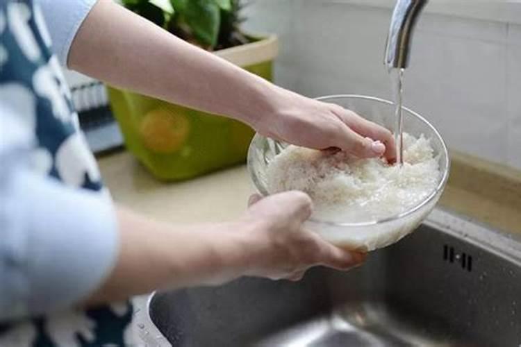 啤酒兑水可以浇花吗 啤酒兑水能浇花吗