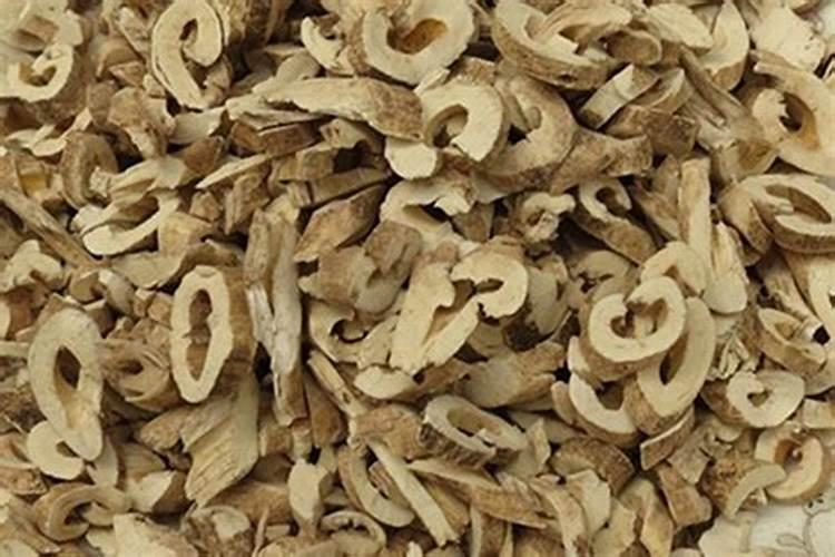 移栽后的白鲜皮可以打叶面肥吗？