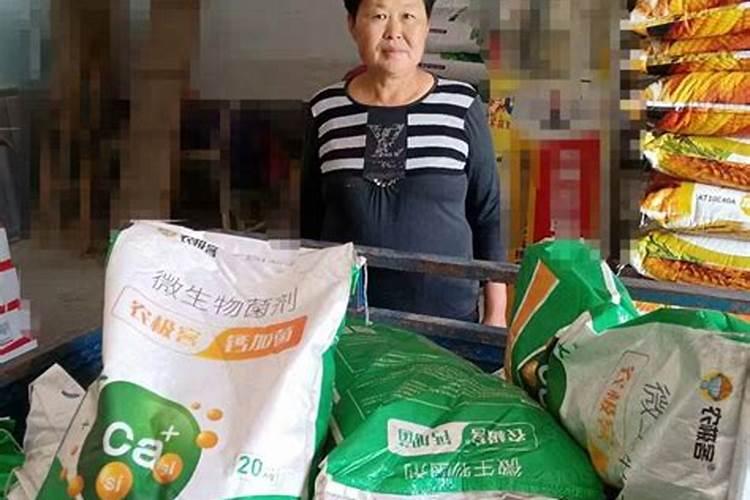 葡萄上色期一亩施几公斤钙肥