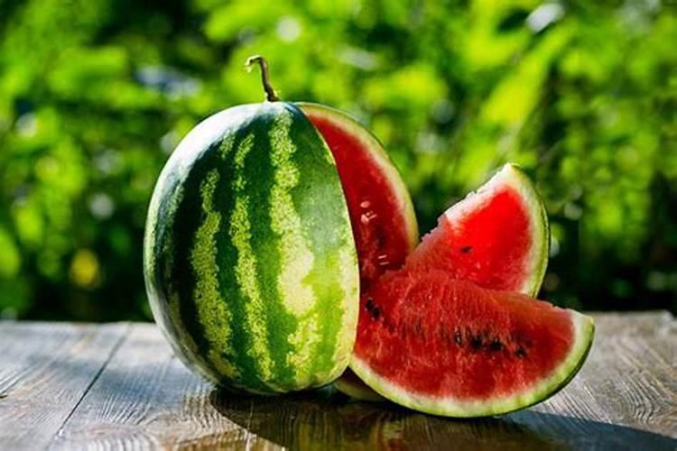 西瓜伸蔓期都接瓜了需要追什么肥