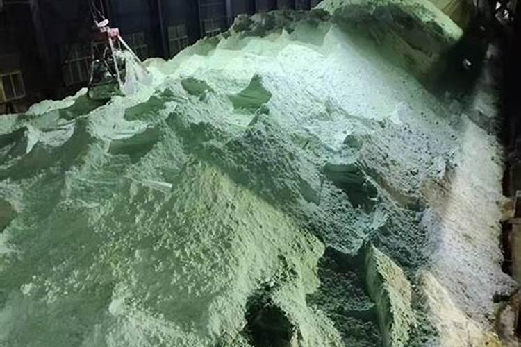 硫酸亚铁能与氮肥磷肥钾肥混用吗