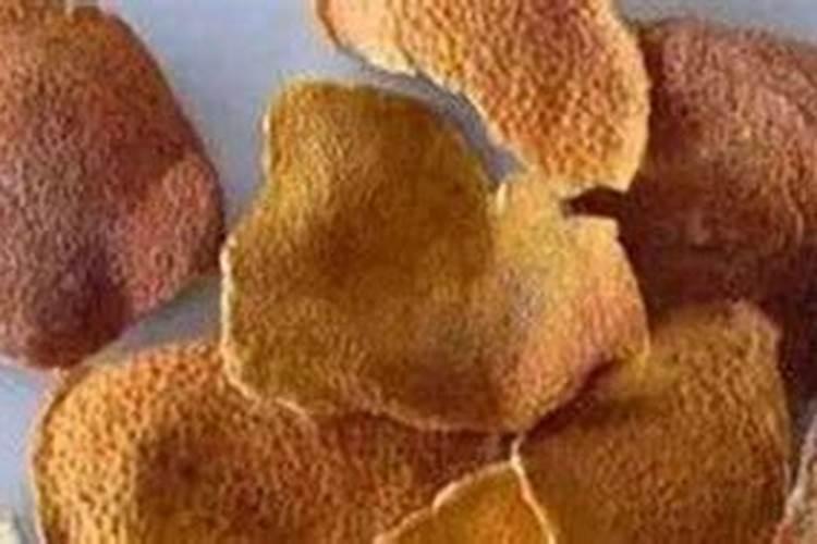 大棚油桃成熟期裂果的原因和防治措施