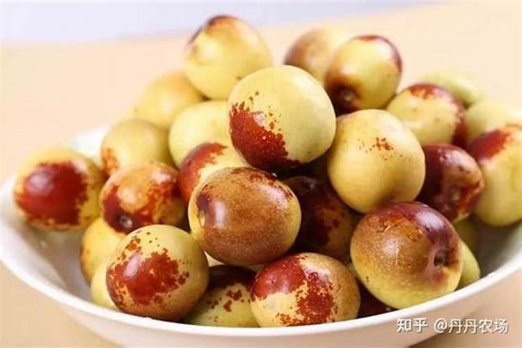 冷棚冬枣七月份怎样管理。 现在正是膨大的时间,施什么肥好,用什么...