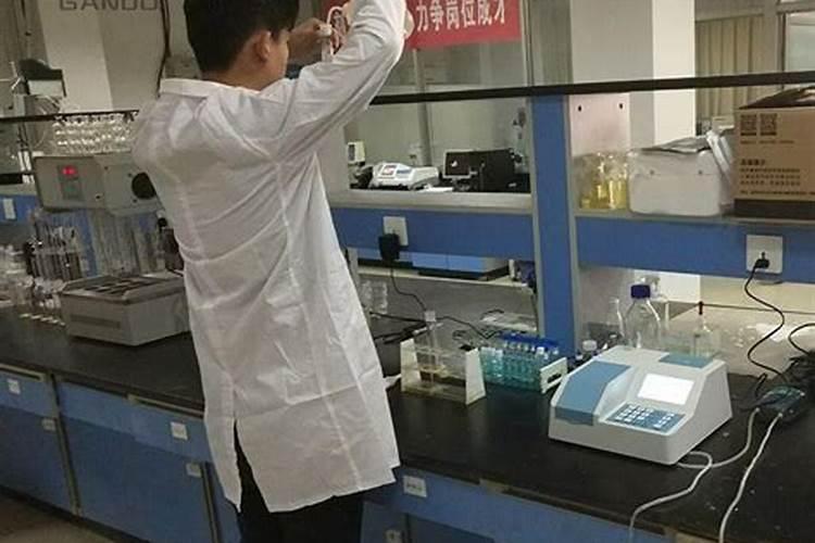月季几天浇一次水最好 春夏秋冬季节浇水方法