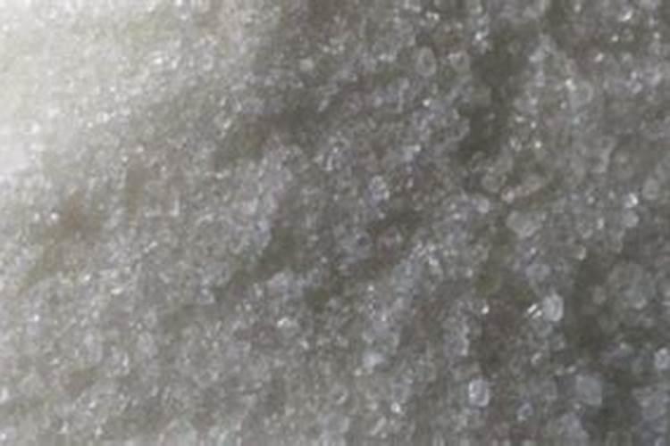 某地氮肥的销售价格如下,硫铵[(NH4)2SO4]500元/吨,硝铵(NH4NO3)1000元...