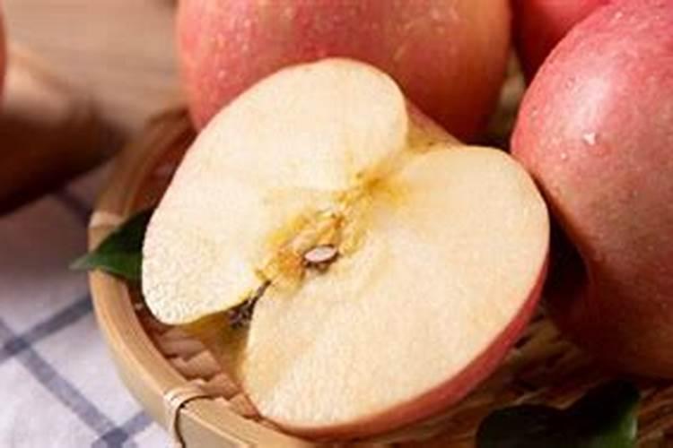 苹果树夏季打什么药能补充营养呢