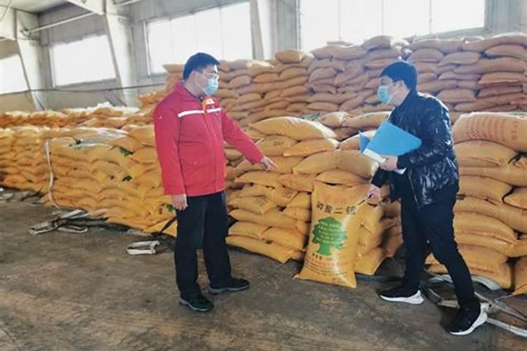 种鱼腥草用什么肥料最好