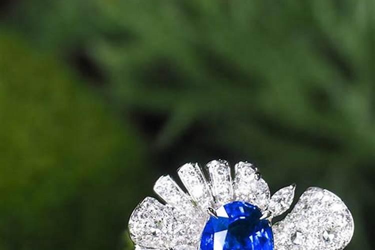 中药材什么时候用肥比较好？打什么叶面肥长的快？