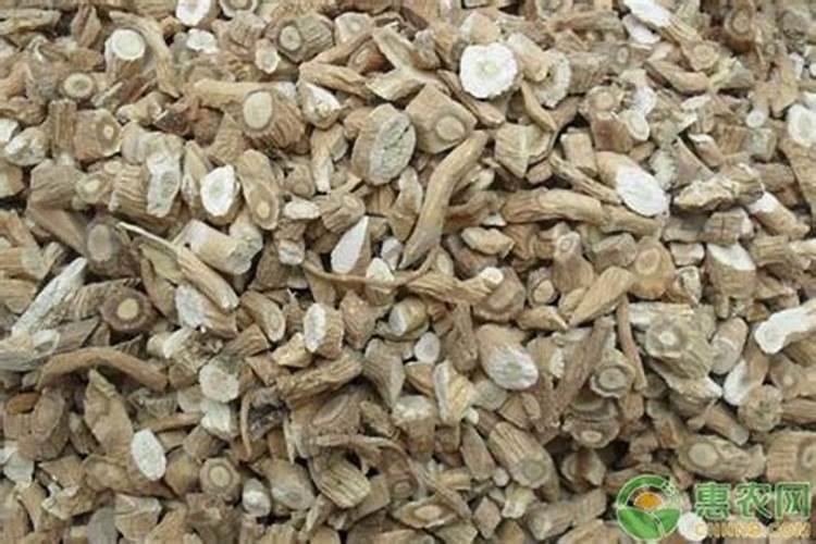 叶面肥什么时间喷好啊？