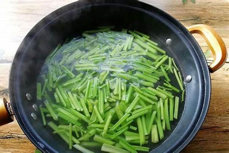 芹菜该如何追肥？