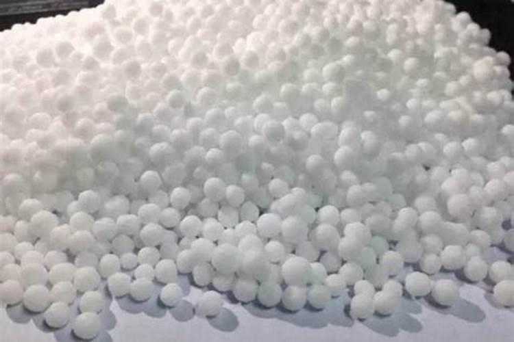 磷酸二氢钾加尿素灌根方法