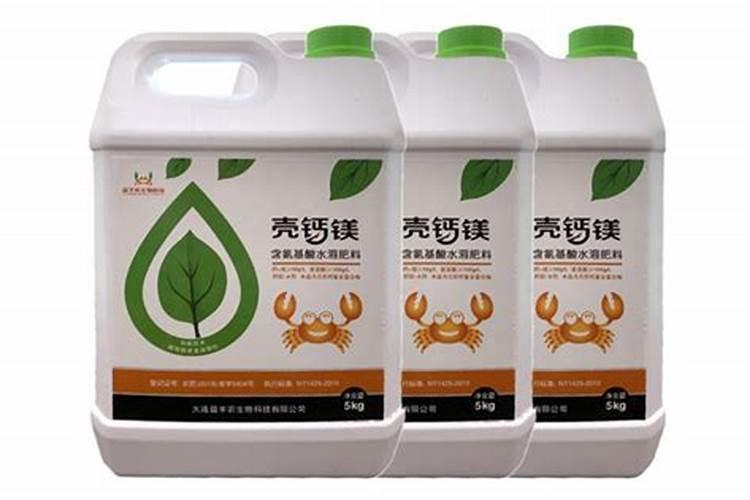 草莓正值花期需要喷什么药？