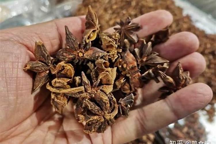 提高八角坐果率用什么叶面肥？