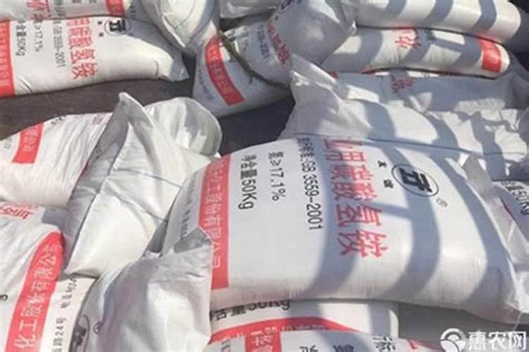 常用的氮肥品种有哪些？性质如何？施用特点是什么