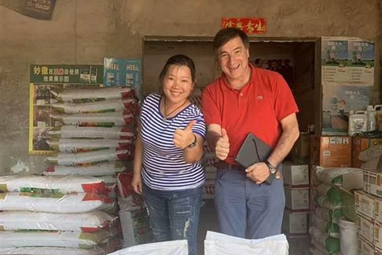 家里养的植物怎么施肥 什么方法施肥植物更茂盛