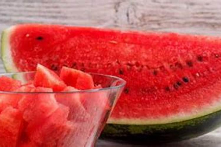 1g磷酸二氢钾加多少水盆挂果期西瓜