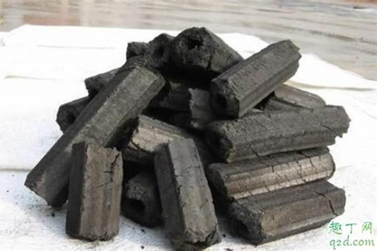 烧烤用过后的机制木炭灰可以当肥料吗？谢谢!