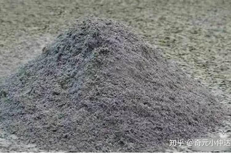 草木灰为什么是一种好钾肥？在施用时要注意哪些问题呢？