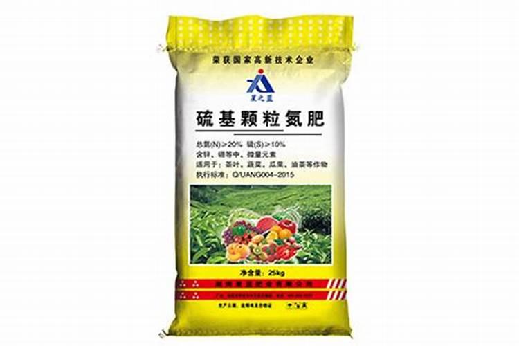 尿素,有机肥,复合肥三种掺在一起会不会消