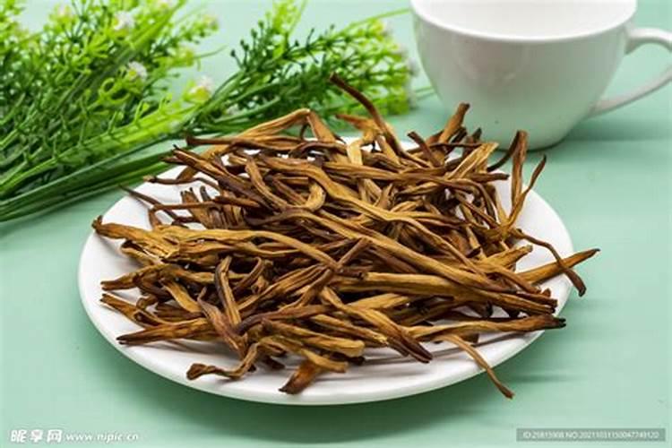 黄花菜打什么叶面肥好？