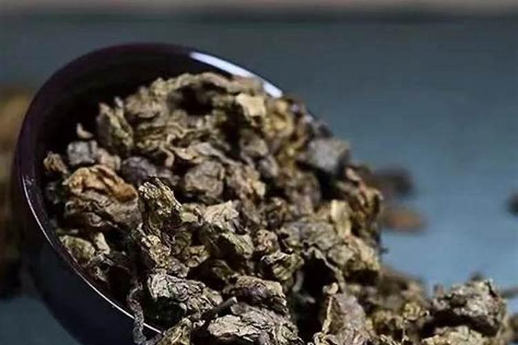 沉香树苗叶片卷曲变形,怎样防治