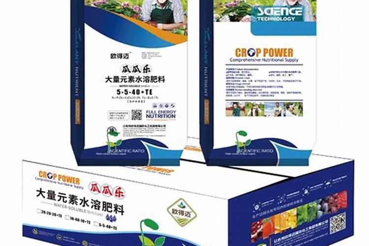 草莓上如何施水溶肥促幼果膨大？施用方法