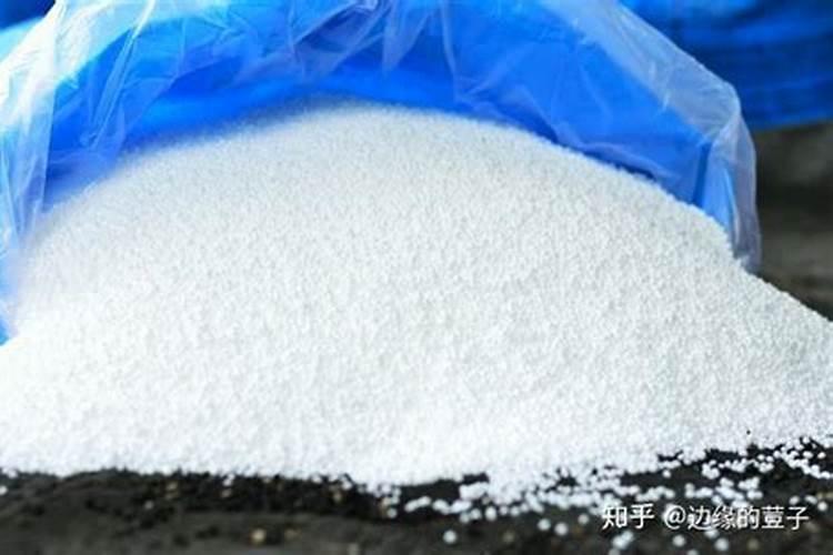萝卜什么时候喷磷酸二氢钾
