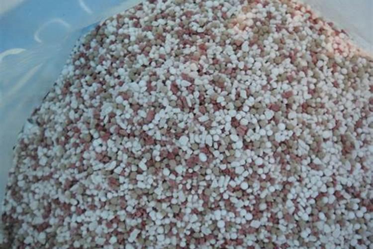 腐植酸肥料的作用和使用方法