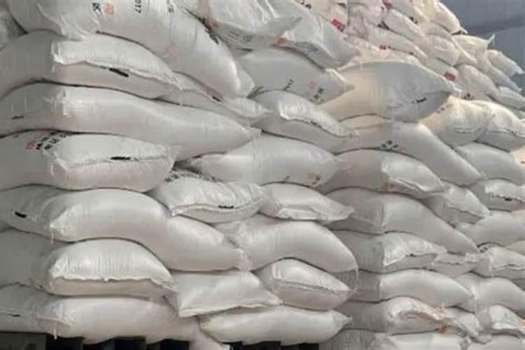 俄罗斯或建议停止化肥出口,华尔街:北半球春耕季受打击,粮食或涨价不...