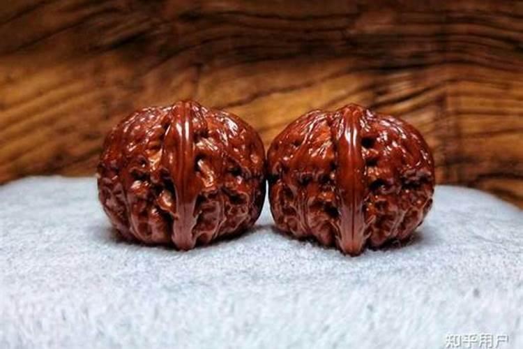 鉴别磷肥和钾肥的简易方法