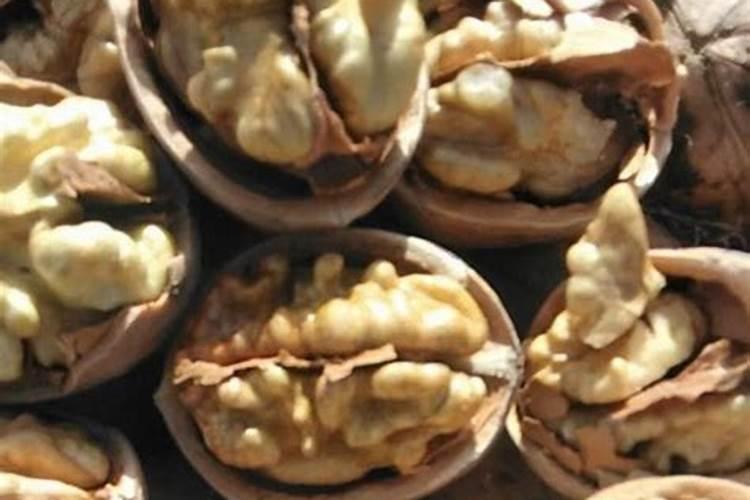 水稻开花后大部分贯浆了该施什么肥？