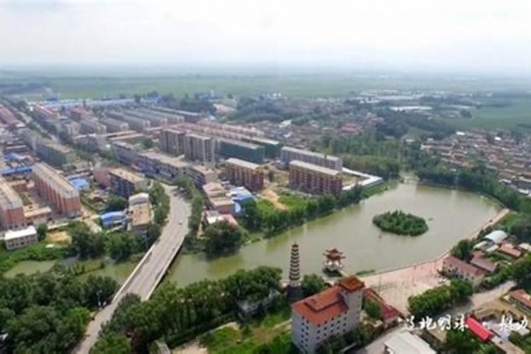 草莓地底肥能用硝态氮复合肥吗