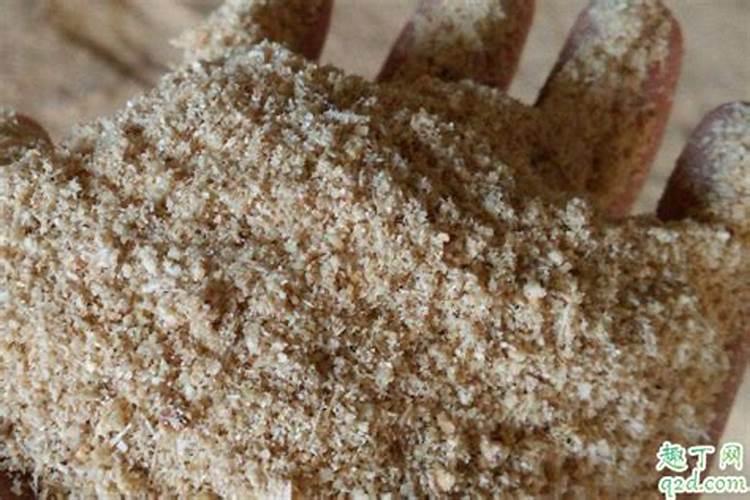 木屑发酵成为可用肥料的具体做法是怎样的