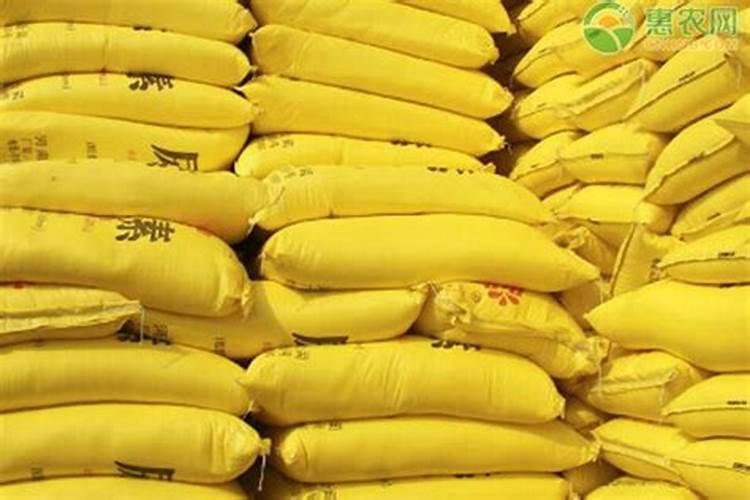 硝酸磷肥跟硝铵磷肥有什么区别。