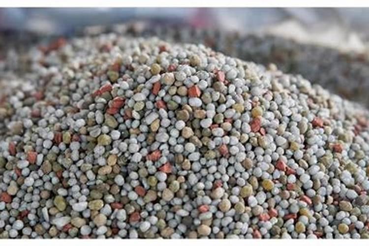 种瓜果怎么使用磷酸二氢钾
