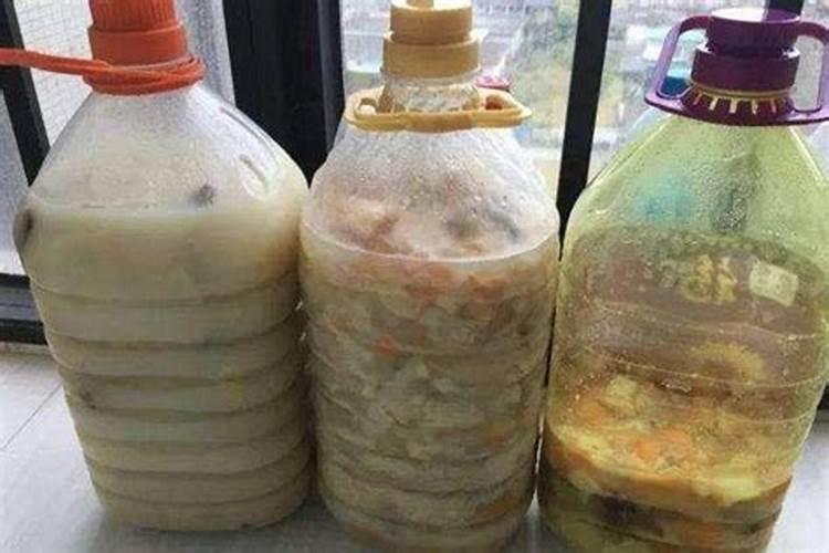 请问这是番茄脐腐病吗,已经施过几次钙肥,怎么回事