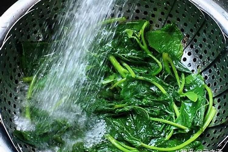 果树什么时候施肥最好？