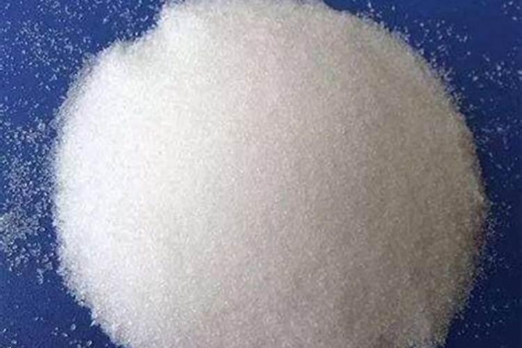 尿素的化学式中有原子团吗