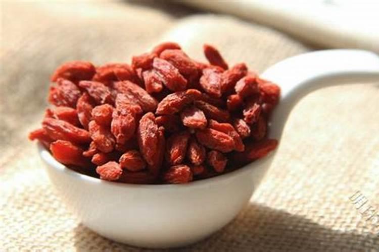 草莓放久会不会变甜