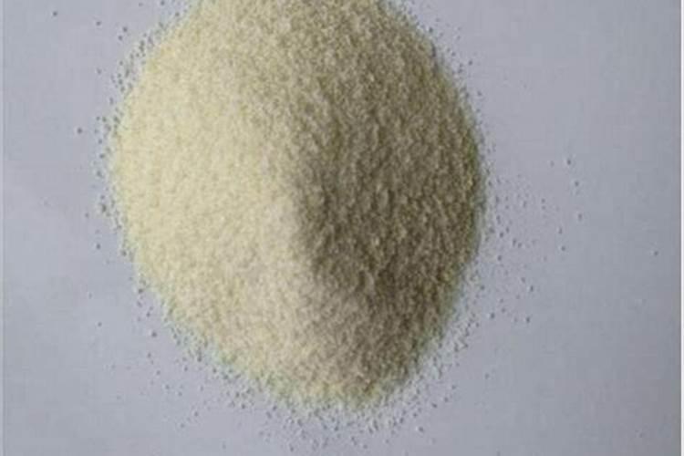 水稻变黄叶用什么农药呢？