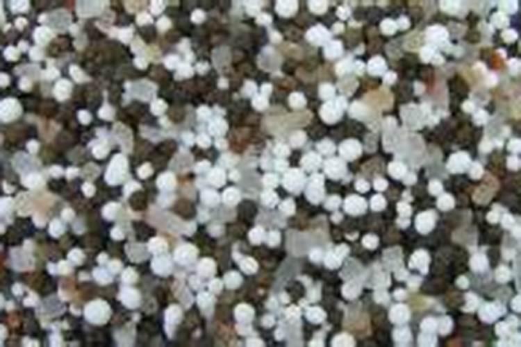 菜地常用的氮化肥有哪几种？各有什么特性？